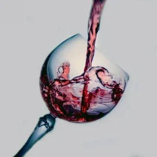 How many glasses are in a bottle of wine?